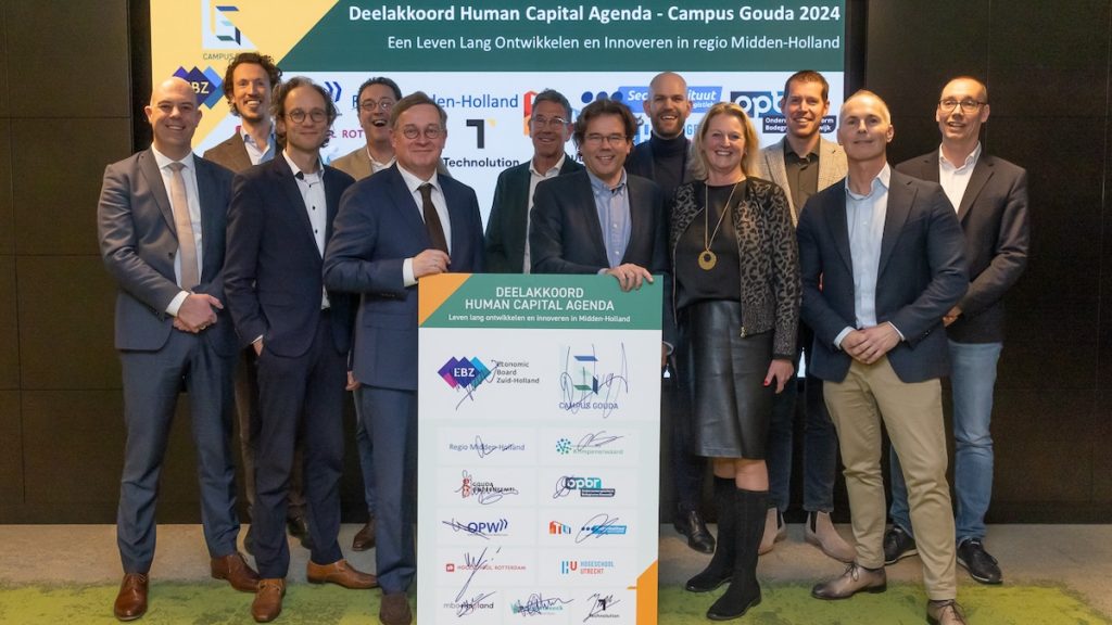 Ondertekend deelakkoord Campus Gouda groepsfoto